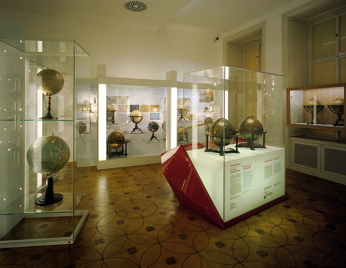 Globenausstellung im Globenmuseum, Palais Mollard, Herrengasse 9