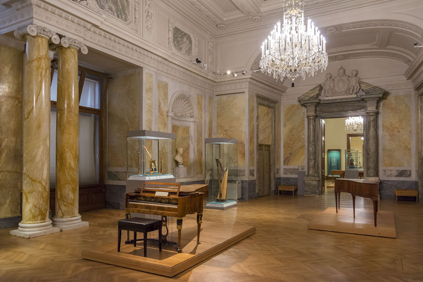 the collection of historic musical instruments, kunsthistorisches museum